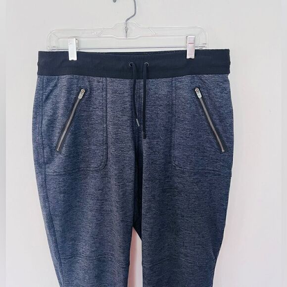 ATHLETA | heather charcoal grey women’s joggers - Picture 9 of 9